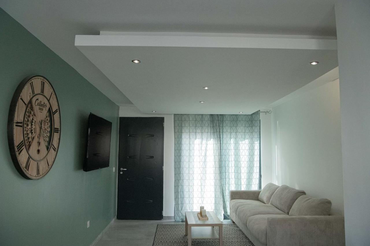 Studio Meuble Avec Terrasse Port-de-Bouc Zewnętrze zdjęcie